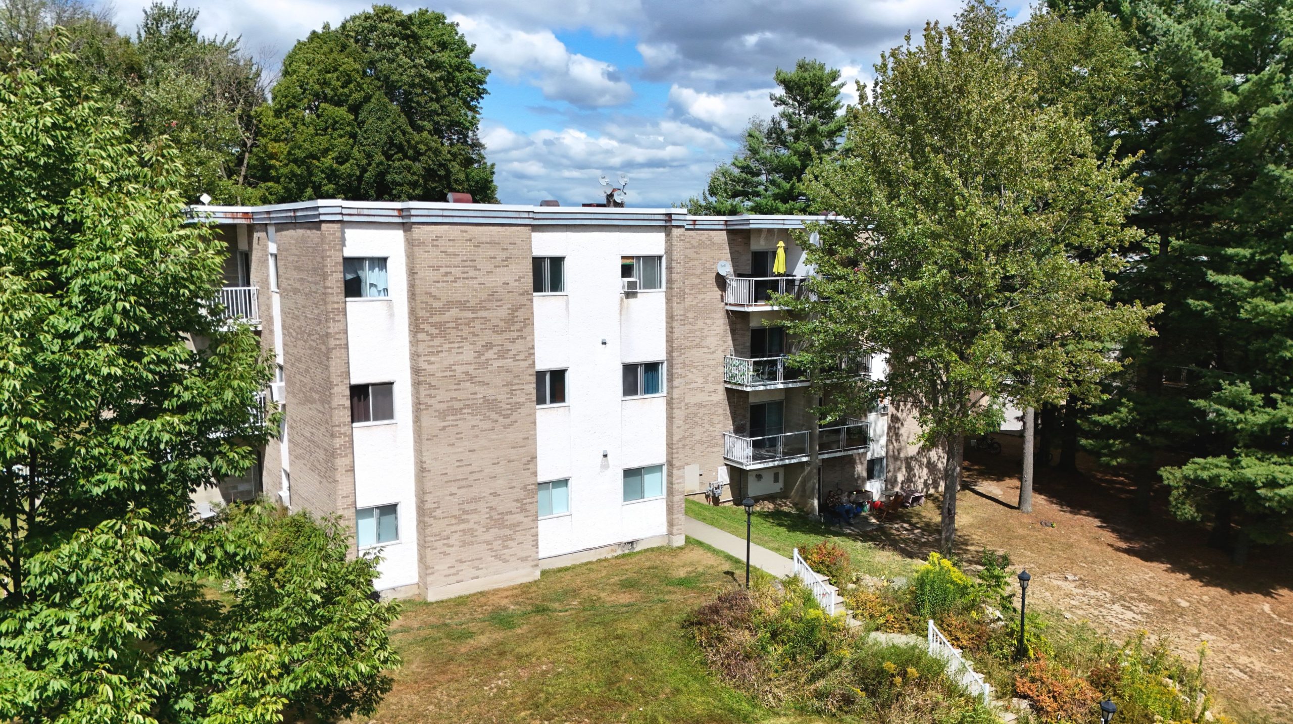 1277 Des Étudiants